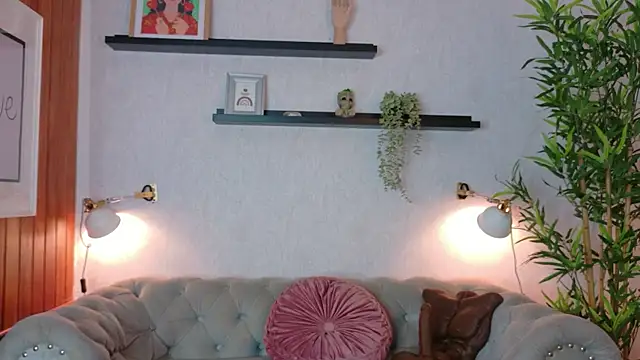 Cloee_Rainbow1 live sex cam