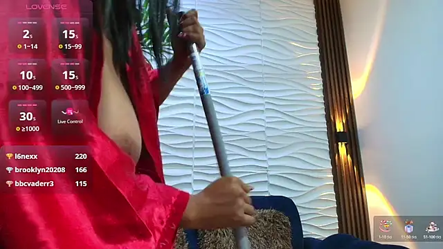 La_indiia live sex cam