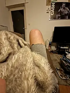 DerechteJunge live sex cam