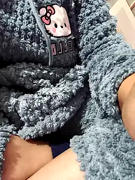 Anshika1431's cam snapshot