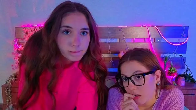 MargaretMorris's cam snapshot