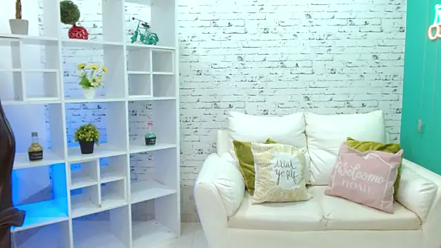 hannahjackson_'s cam snapshot