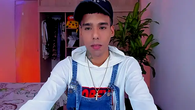 Damianwhite live sex cam