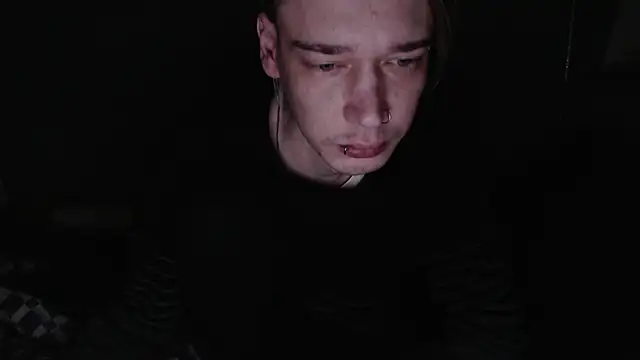 qustci-couple's web cam