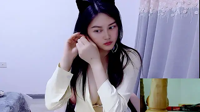 Little-sweet's cam snapshot