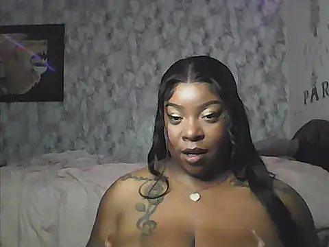 BellaBlaze25's web cam