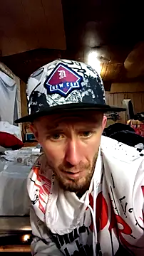 acehole188's cam snapshot