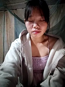 linh-miu99's cam snapshot