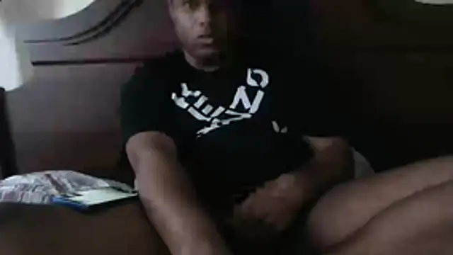 Iced_cloudz's cam snapshot