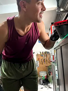 Paul22cm- live sex cam