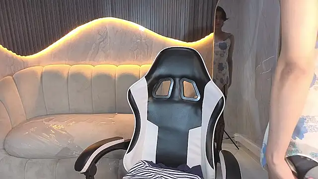 zoe_tp's cam snapshot