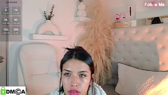 zoe_sexy_latin_19's cam snapshot