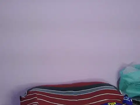 Pooja-suman's cam snapshot