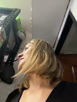 Andrea_19blonde's cam snapshot