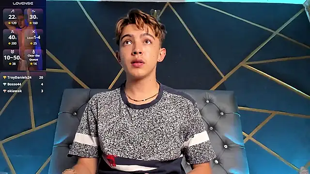 Lian_Miller1_'s cam snapshot