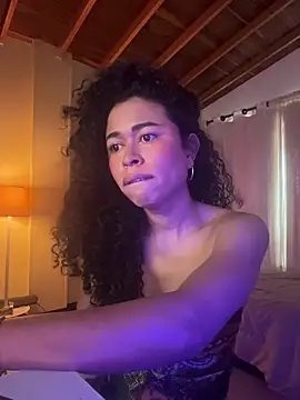 GabriSaenz live sex cam