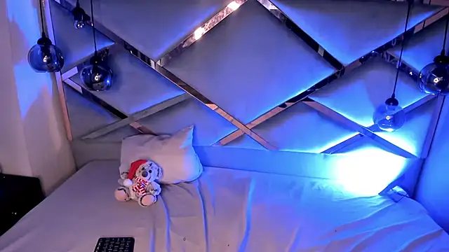 OliIverr22's cam snapshot