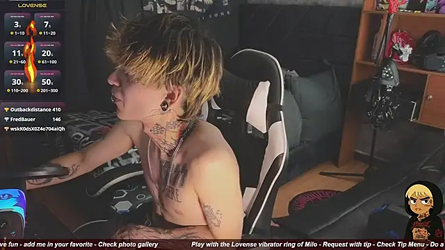 AcidMilo's cam snapshot