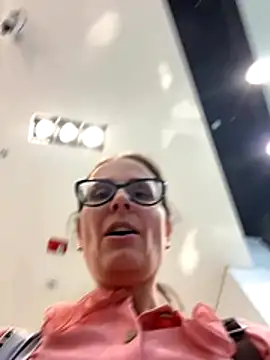 NataKitten live sex cam