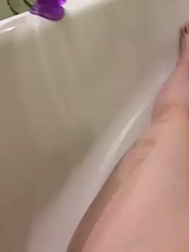 JuicyGamess's cam snapshot