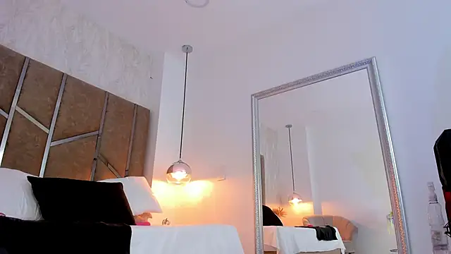 Martinaa_Jones_ live sex cam