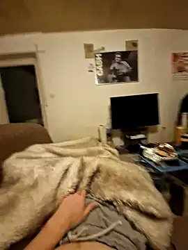 DerechteJunge live sex cam