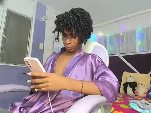 Santy_bigcock_01 live sex cam