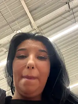 Tisha_Busty live sex cam