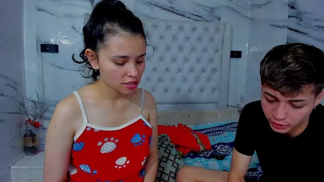 Ari_and_Storm live sex cam