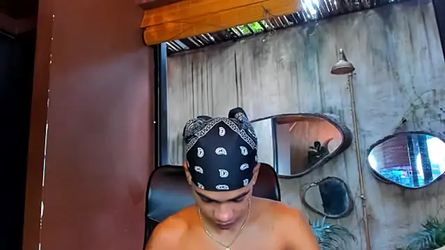 AlanCutee live sex cam