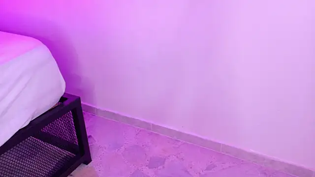 Taylorsmitth_'s cam snapshot