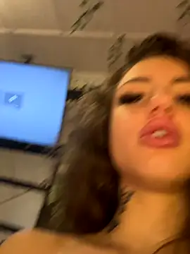 AnastasiaJune live sex cam