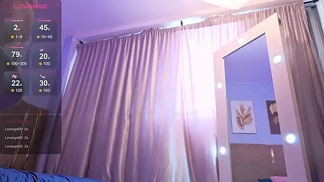 SALOME_F0X_ live sex cam