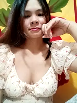 quynhquynh_'s cam snapshot