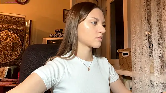 EnergeticMona's cam snapshot