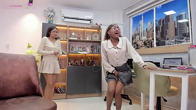 Franshesca_HotxxX's cam snapshot