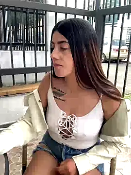 ElectraPink_'s cam snapshot