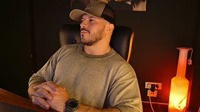 AngeloEric's cam snapshot