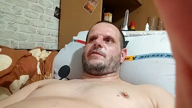 pussyjuicelover38's cam snapshot