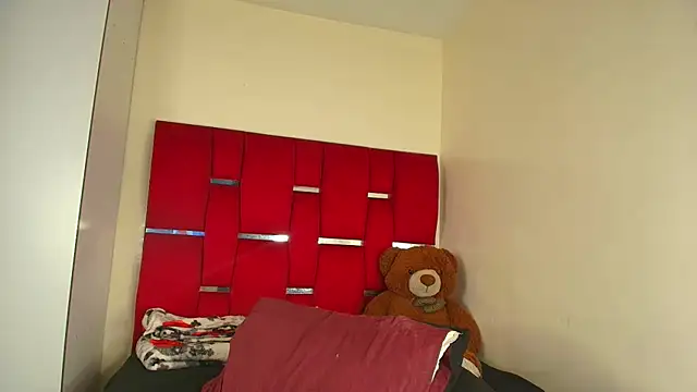 Camila_hot_ts's cam snapshot