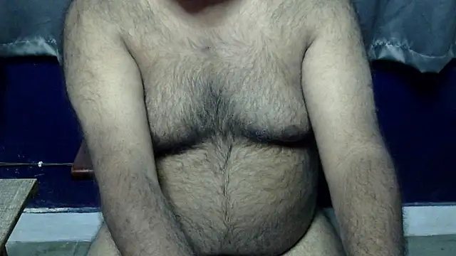 hairysubcub_70's cam snapshot