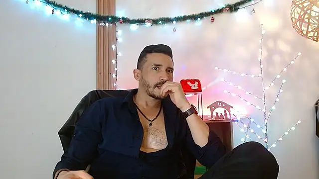 Reiko_85_'s cam snapshot