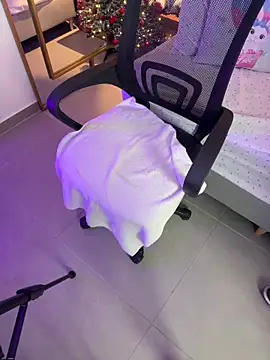 milena_kiitty's cam snapshot