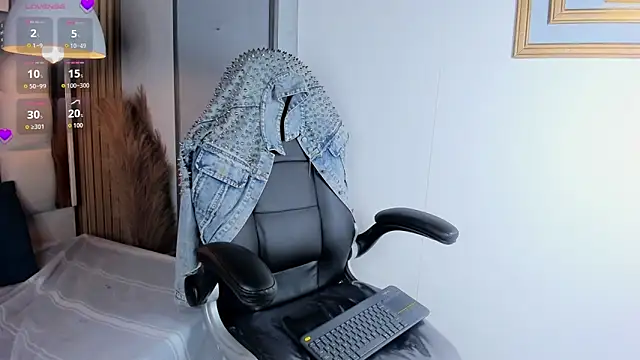 RossieJones's cam snapshot