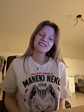 MaryHiggins's cam snapshot