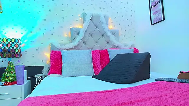 JulietaReyess's cam snapshot