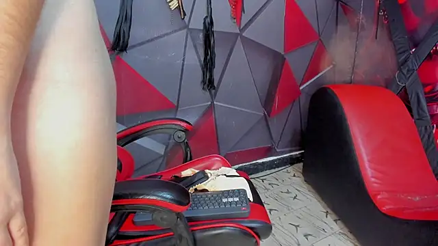 Hana_and_Zeta live sex cam