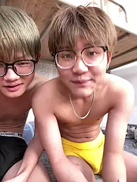 KK-cuteboy's cam snapshot