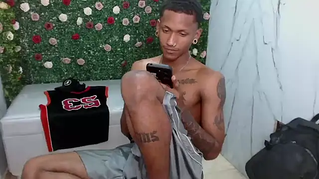 ManSant's cam snapshot