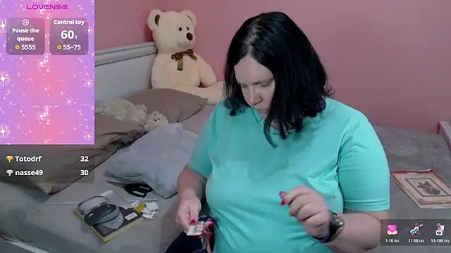 _alexandra_ray_'s cam snapshot